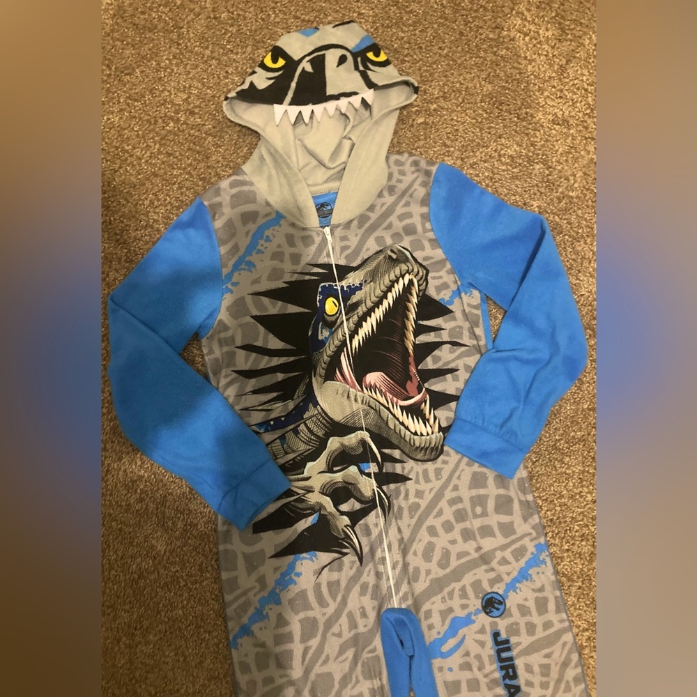 Boys Dinosaur soft onesie (no feet), size 10, NWOT